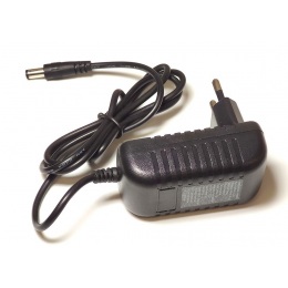 Napájací zdroj 12V/1A + DC konektor